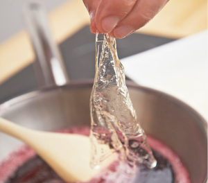 5 Key Factors that Affect the Viscosity of Gelatin 2 To ensure the viscosity of the gelatin, the water temperature must be strictly controlled and should not exceed 50℃.